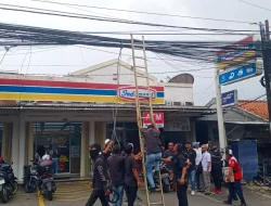 DPUPR Depok Rangkul Penyedia Telekomunikasi & Internet Rapihkan Kabel Udara