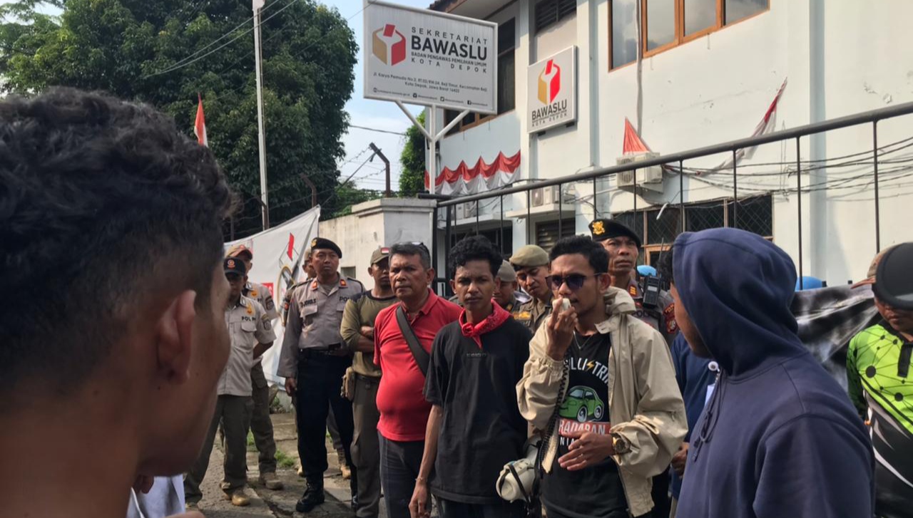 Laporan Mandek, AMD Duga Bawaslu Depok Terima Aliran Dana Caleg Golkar