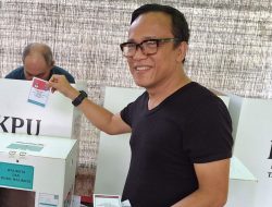 Wamenaker Noel Nyoblos di TPS 98 Kelurahan Sukamaju Kota Depok