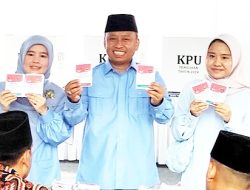 Gunakan Hak Pilih di TPS 8, Supian Suri Optimis Nomor 2 Menang