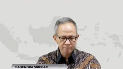 Dewan Komisioner OJK Prediksi Tensi Perang Dagang Akan Meningkat