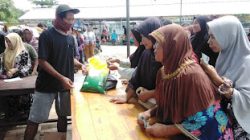 Ringankan Beban Masyarakat Pemkab Mesuji Gelar Pasar Murah