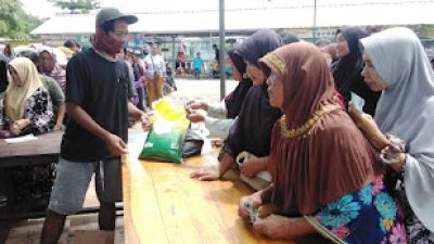 Ringankan Beban Masyarakat Pemkab Mesuji Gelar Pasar Murah