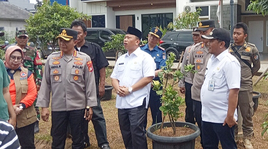 Tinjau Lokasi Banjir, Walikota Depok Siapkan Penanganan Komprehensif