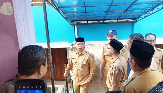 Walikota Depok Gerak Cepat Tinjau Kerusakan Bangunan SMPN 26