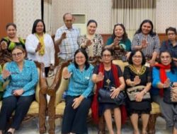 Asti Laka Lena & Aktivis Perempuan Desak Penambahan Pasal Kasus Eks Kapolres Ngada