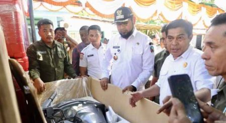 Puluhan Nelayan Halsel Dapat Bantuan Mesin Outbond & Cold Box