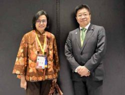 Menkeu Sri Mulyani Temui Menkeu Jepang Bahas Tantangan Tarif Trump