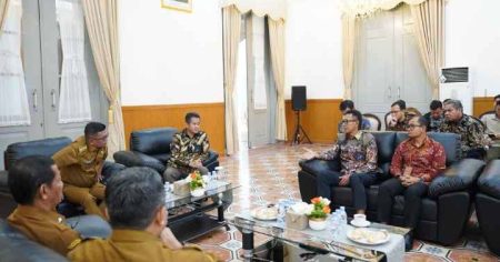 Perkuat Sektor Kelistrikan PLN UIT JBB Audiensi Dengan Pemerintah Provinsi Banten