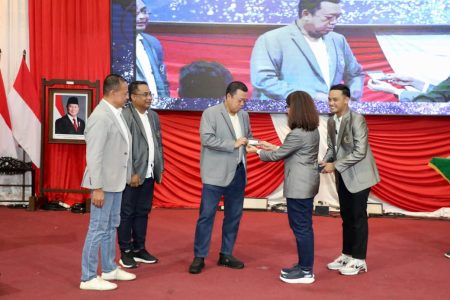 Menteri Nusron Tekankan Pentingnya Peran Alumni STPN Dalam Layanan Pertanahan