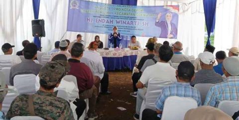 Reses di Mekarjaya, Endah Winarti Fokus Evaluasi Program Tahun 2024 yang Belum Terealisasi