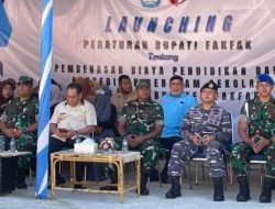 Bupati Fakfak Luncurkan Program Pendidikan Gratis Negeri & Swasta