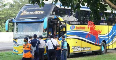 Libur Panjang, Kemenhub Temukan 21 Bus Penumpang Langgar Aturan
