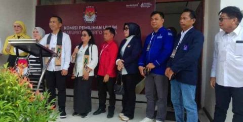 Paslon Jimmy - Inriaty Resmi Daftar ke KPU Barito Utara