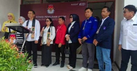 Paslon Jimmy - Inriaty Resmi Daftar ke KPU Barito Utara