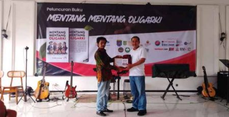 Wakil Walikota Depok Chandra Rahmansyah Serukan "Lawan Oligarki !"