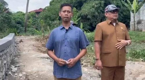 Wakil Ketua DPRD Depok HTJ Tinjau Pembangunan Turap Kali Krukut