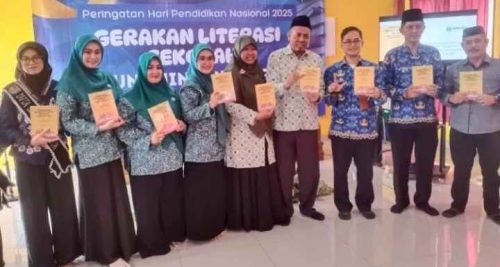 Momen Hardiknas 2025, Anggota Dewan HBS Launching Buku Manajemen GLS