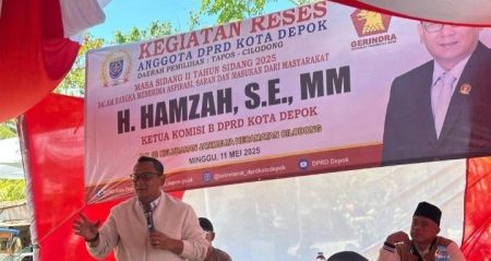 Gelar Reses, Bukan Hanya Serap Aspirasi Warga Hamzah Juga Berikan Beasiswa S1