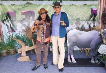 Tampil Nyentrik, Ketua Gappura Dukung Pelestarian Budaya Lokal Lebaran Depok