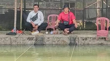 Jurnalis Warta Sentral Juara 3 Mancing Bersama Wartawan PWOIN Depok