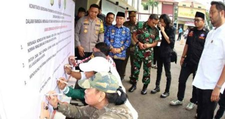 Delapan Ormas di Depok Teken Kesepahaman Bersama Berantas Premanisme