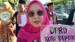 Anggota Dewan Qonita Lutfiyah Ikut Pawai Budaya Lebaran Depok 2025