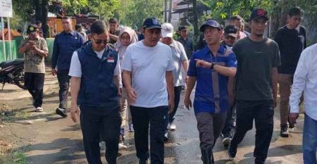 Wakil Wali Kota Depok Terjun Langsung Cek Titik Banjir Sukatani