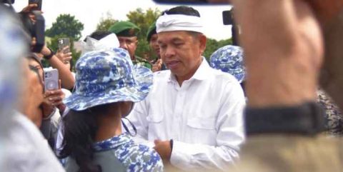Tutup Pembinaan Barak Militer Pelajar, KDM Pesan Pembinaan Orangtua Harus Berjalan