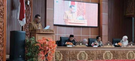 HBS Sampaikan Laporan Hasil Raker Bapemperda DPRD Depok Terkait Propemperda 2026