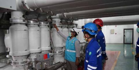 Pastikan Keandalan Listrik Idul Adha, PLN Lakukan Pengisian Gas SF₆ GIS Suvarna