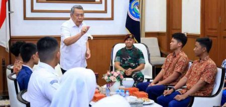 Benyamin Davnie Apresiasi 21 Pelajar SMP di Tangsel Berhasil Masuk SMA Taruna Nusantara