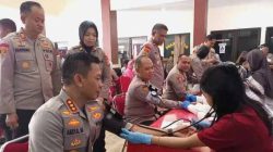 Sambut HUT Bhayangkara ke-79, Kapolrestro Depok Donorkan Darah