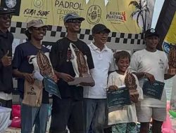 Atlet Selancar Ombak Asal Depok Juara 1 Babyreef Surfing Competition