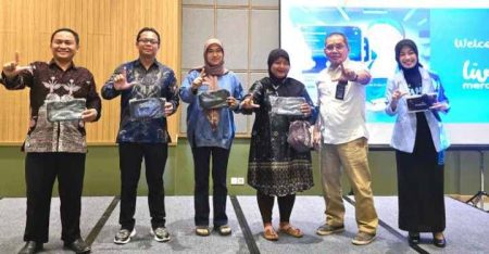 200 Alumni & Keluarga PMI Indramayu Ikuti Workshop Bapak Asuh Bank Mandiri