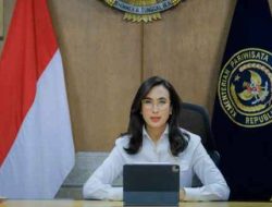 Menpar Minta Perketat SOP Panduan Wisata Pendakian Ekstrem Secara Menyeluruh