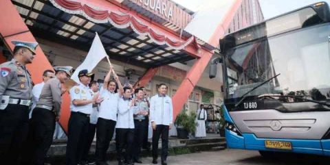 Pemkot Depok Manjakan Warga Dengan Bus Transjabodetabek Sawangan - Lebak Bulus