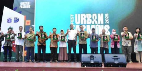 SMPN 7 Jakarta Juara 1 Lomba Urban Farming