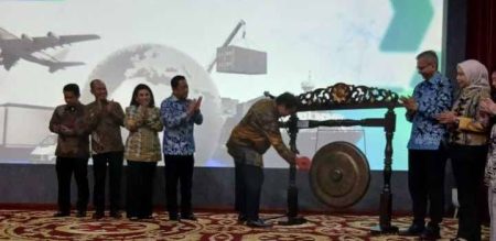 Menko Hartarto Luncurkan ALFI CONVEX 2025, Pameran & Konferensi Nasional Logistik