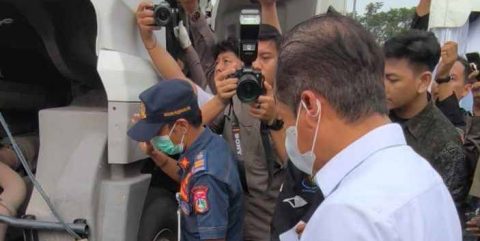 Menteri LH Uji Emisi Truk Container di Pelabuhan Tg. Priok