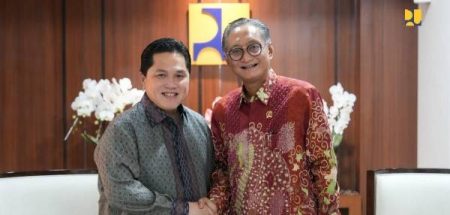 Dukung Kemajuan Sepak Bola Indonesia, Menteri PU Janji Berikan Infrastrukur