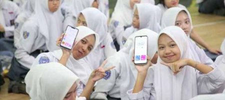 Permudah Layanan, Pemkab Garut Luncurkan Aplikasi Garut Hebat