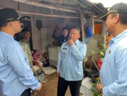 Wali Kota Depok ‘Turun Gunung’ Cek Kebutuhan Masyarakat