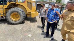 Wawalkot Depok Kecewa Lihat Pengelolaan TPS Sampah & Saluran Air Pasar Kemiri