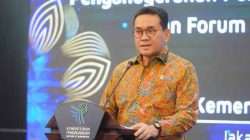 Mendag Busan Berikan Penghargaan Perlindungan Konsumen Kepada 32 Kepala Daerah