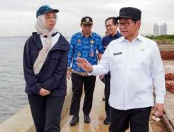 Pramono Pastikan Proyek Strategis Penanganan Banjir Rob Hingga 2029