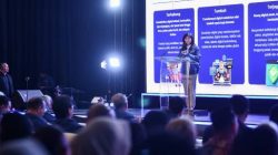 Menkomdigi Targetkan 2.500 Desa Bisa Menikmati Layanan Internet di Tahun 2026