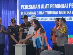 Menkeu Pamer X-Ray Peti Kemas, Pengawasan Kepabeanan Indonesia Naik Kelas