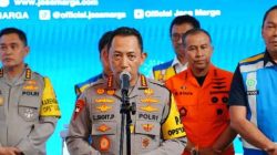 Pastikan Arus Mudik Nataru Nyaman, Kapolri Tinjau Jasa Marga Toll Road Command Center