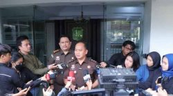 Kejagung Serahkan Oknum Jaksa Kejari HSU Kepada KPK